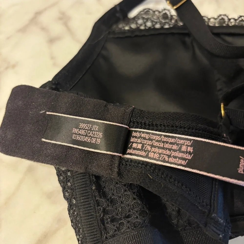 VICTORIAS SECRET Women‎ Black Lace Plunge Bra 36D Underwire Sexy Sheer Mesh